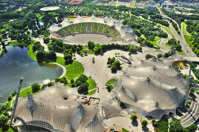 München Olympiastadion (verweist auf: Sportstätten)